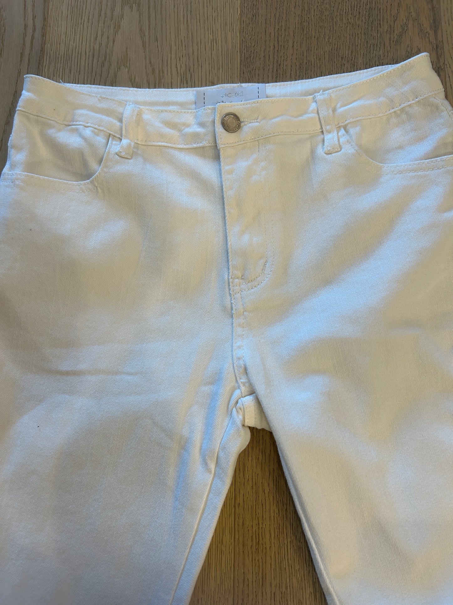 Embroidered Jean