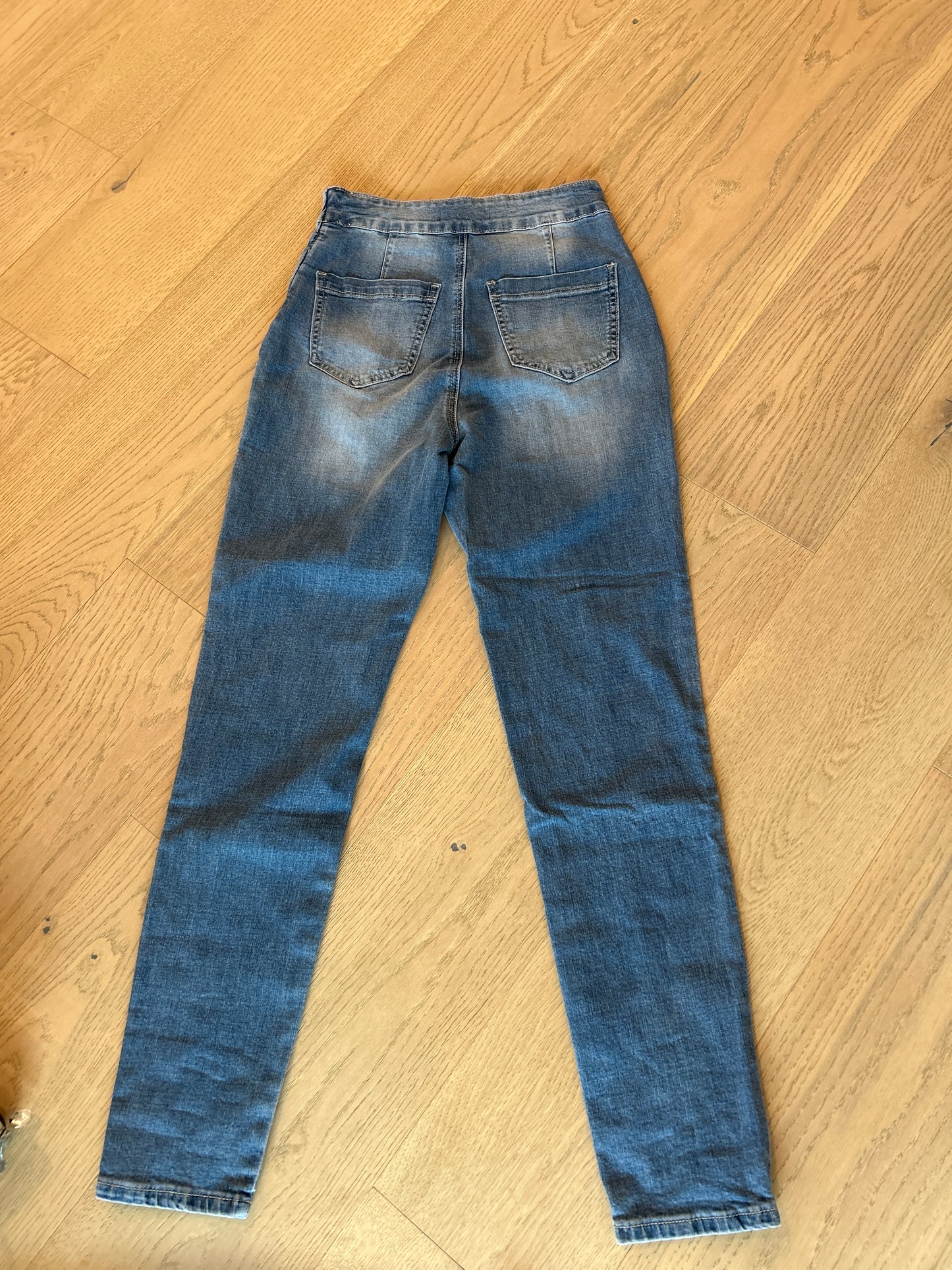 Side Zipped Jean