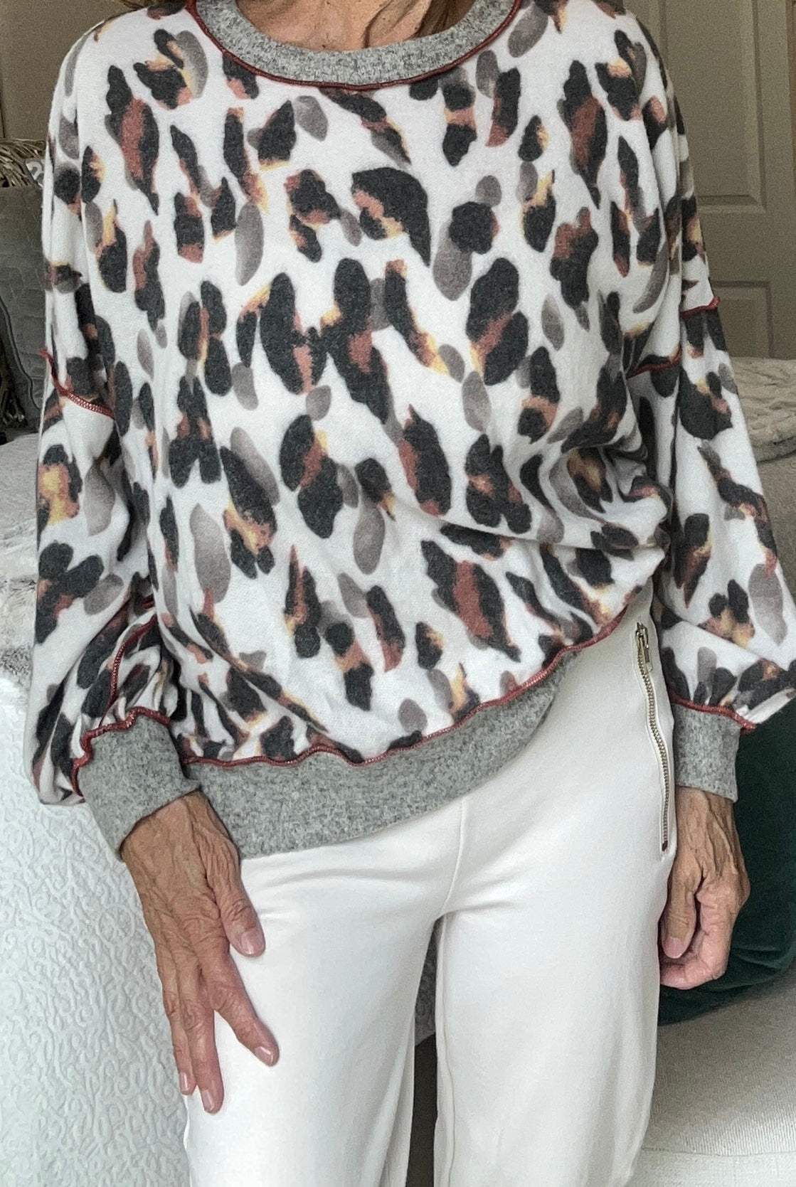 Leopard Knitted Sweatshirt