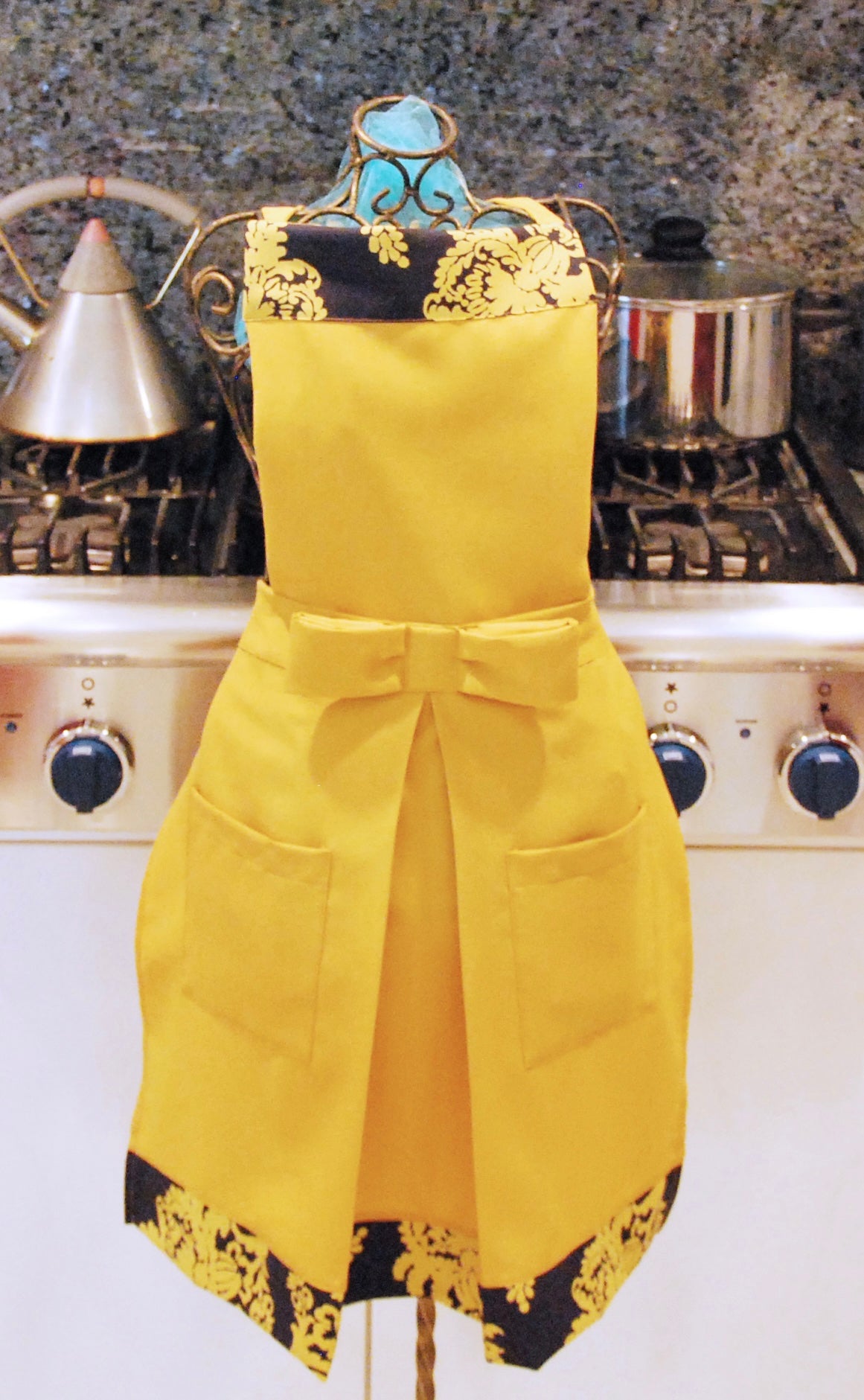 Oscar de la Renta Apron