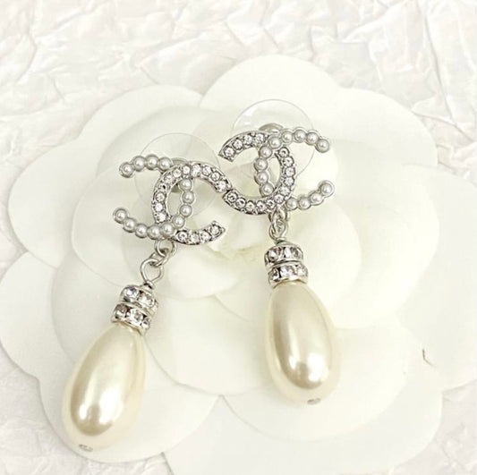 Pearl Drop from CC Rhinestone and Pearl Earings