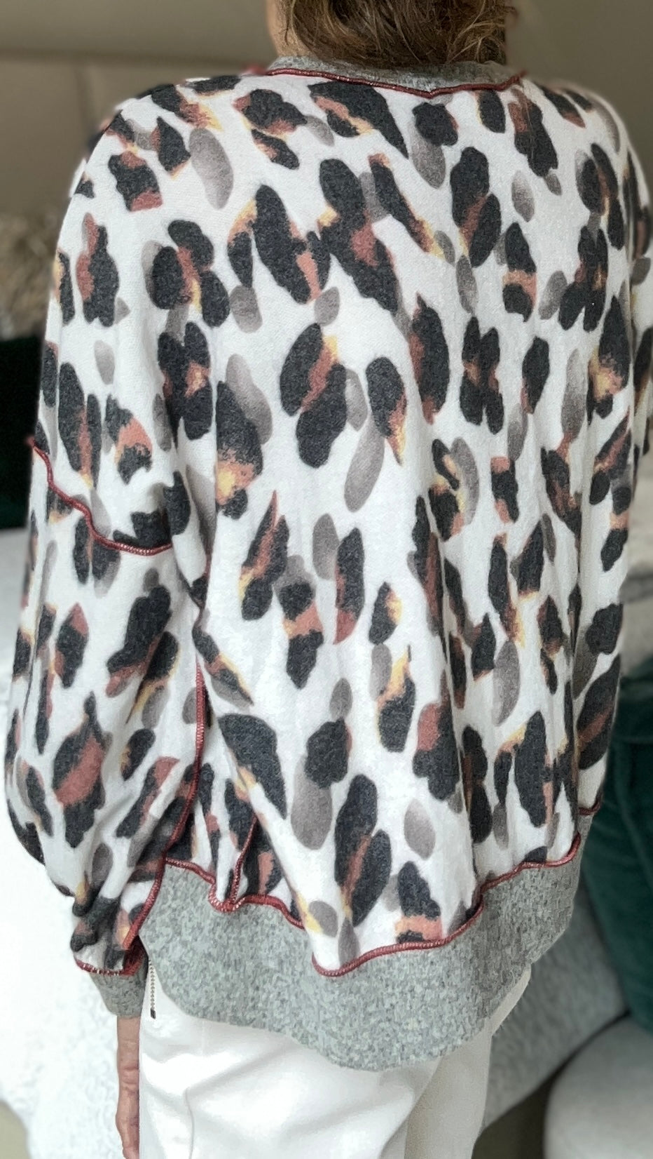 Leopard Knitted Sweatshirt